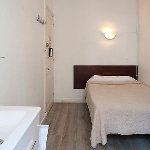 Budget Kamer met een King Size Bed